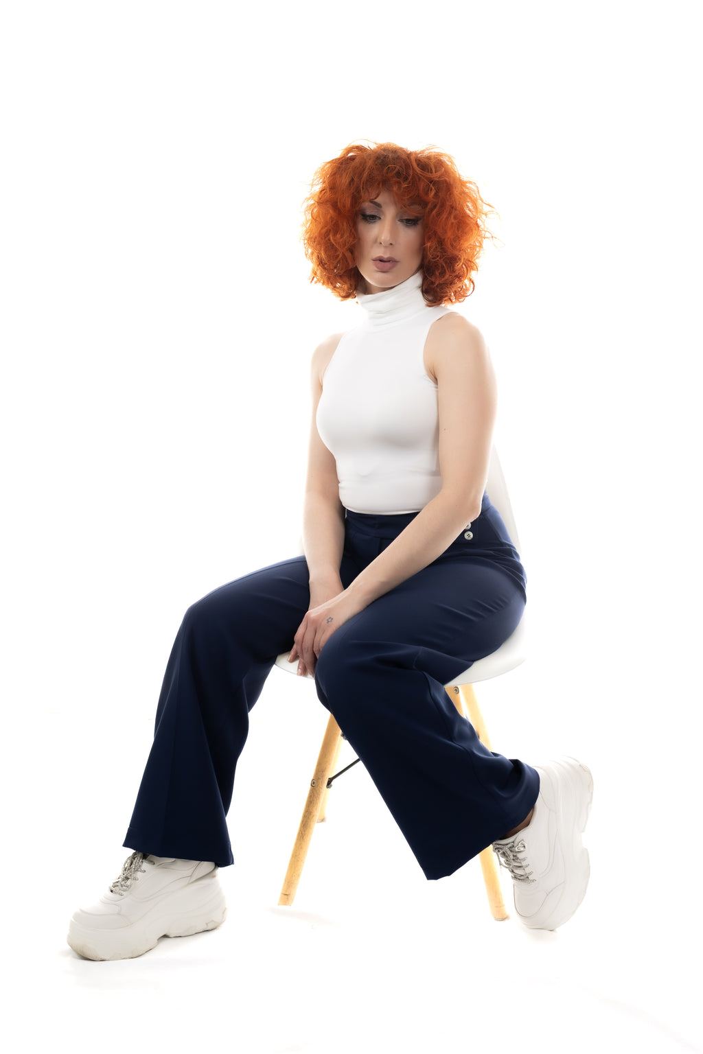 Παντελόνι με Πιέτες και Ίσια Γραμμή