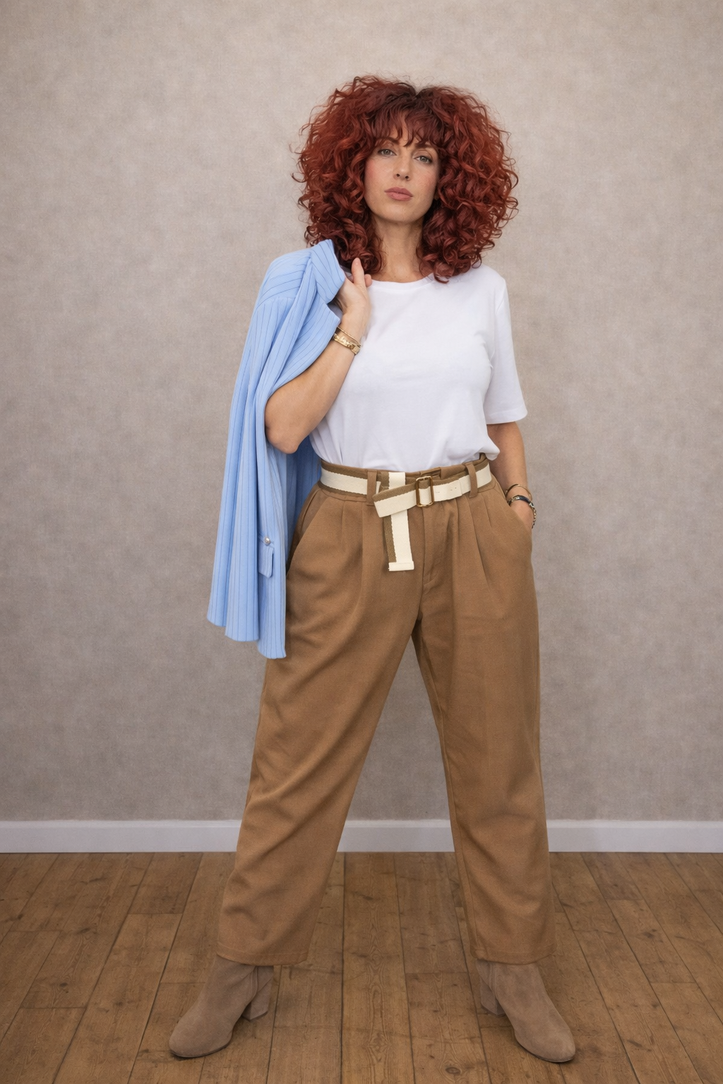 Ψηλόμεσο Παντελόνι Με Λάστιχο Στη Μέση Και Ζώνη